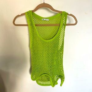 Open knit line green tank with bell hem
